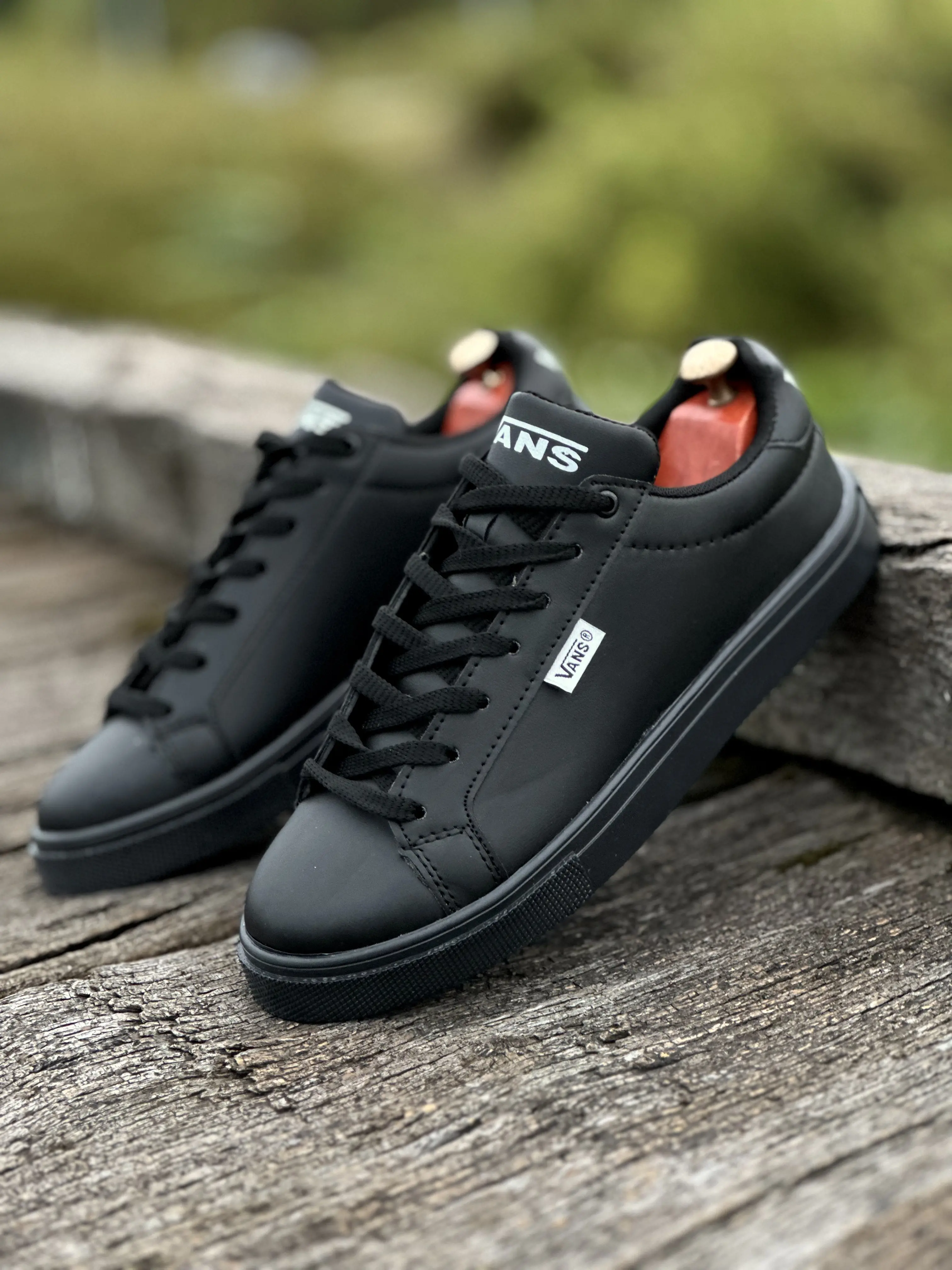کتونی مدل VANS